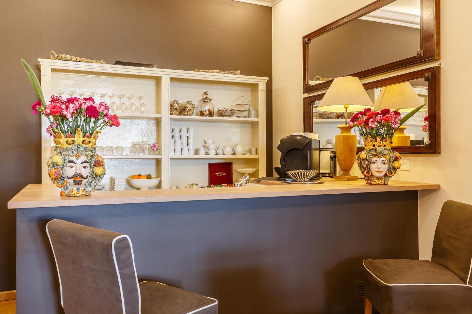 Bb 22 Charming Rooms & Apartments Palermo Bagian luar foto