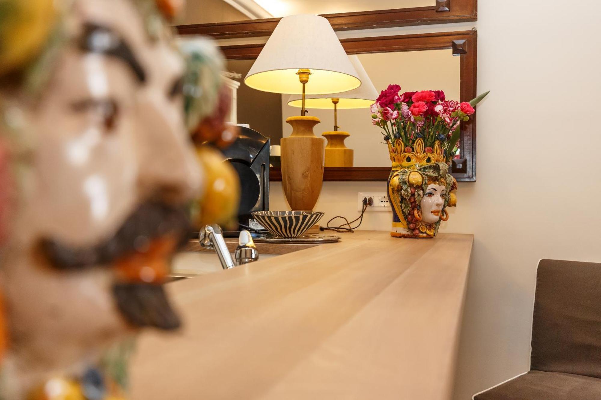Bb 22 Charming Rooms & Apartments Palermo Bagian luar foto