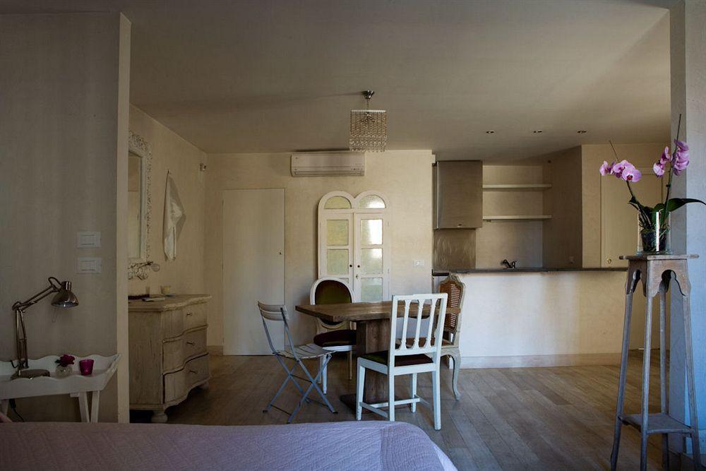 Bb 22 Charming Rooms & Apartments Palermo Bagian luar foto
