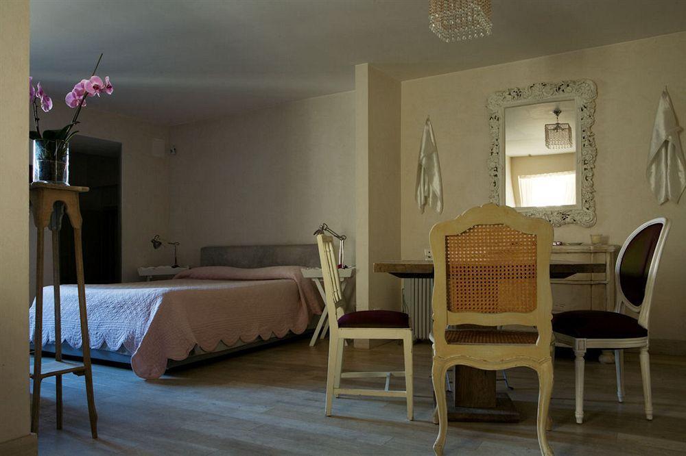 Bb 22 Charming Rooms & Apartments Palermo Bagian luar foto