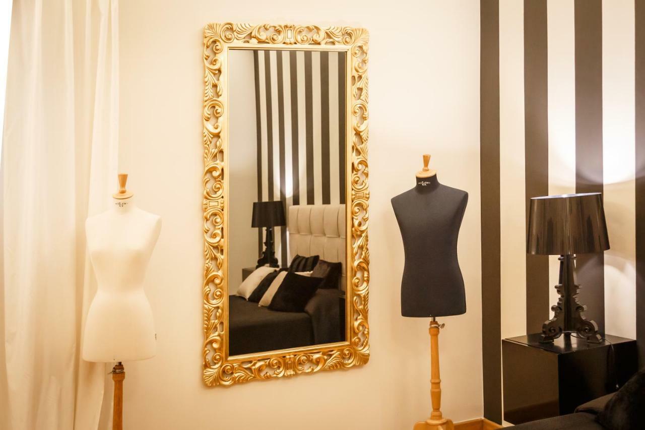 Bb 22 Charming Rooms & Apartments Palermo Bagian luar foto