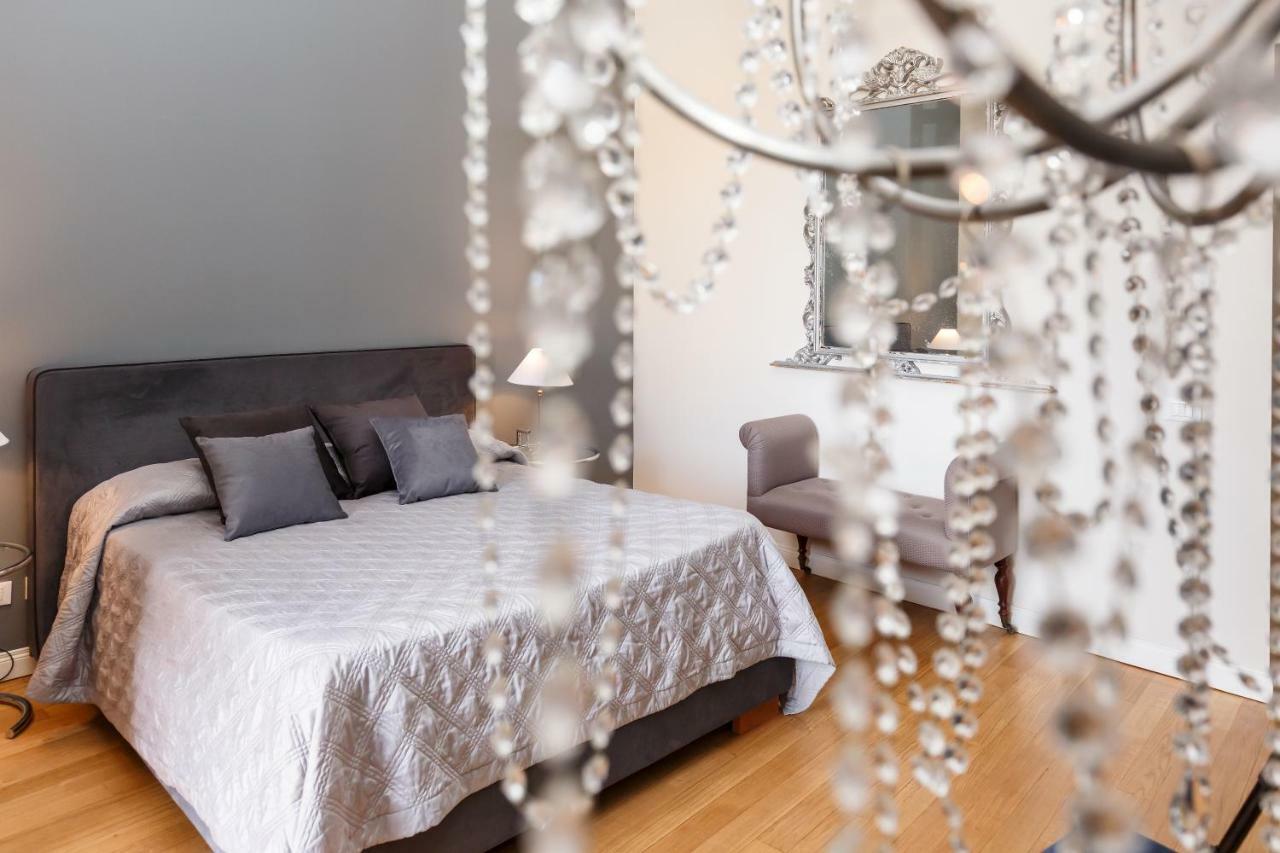 Bb 22 Charming Rooms & Apartments Palermo Bagian luar foto